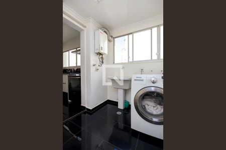 Apartamento à venda com 172m², 2 quartos e 1 vagaÁrea de Serviço