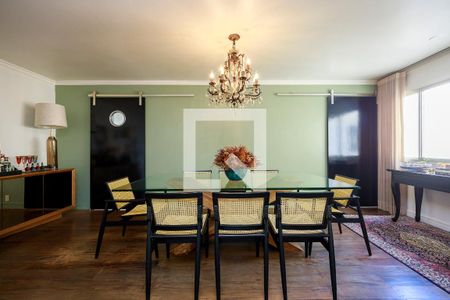 Apartamento à venda com 172m², 2 quartos e 1 vagaSala