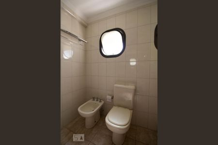 Apartamento à venda com 60m², 1 quarto e 2 vagas Apartamento à venda com 60m², 1 quarto e 2 vagasBanheiro
