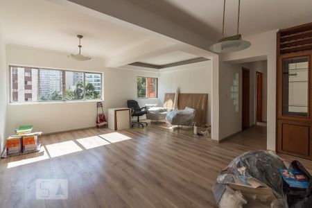 Sala de apartamento para alugar com 3 quartos, 100m² em Bela Vista, São Paulo