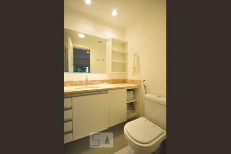 banheiro de apartamento à venda com 1 quarto, 60m² em Jardim Leonor, São Paulo