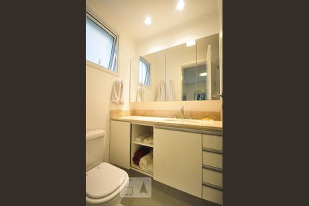 banheiro suíte  de apartamento à venda com 1 quarto, 60m² em Jardim Leonor, São Paulo