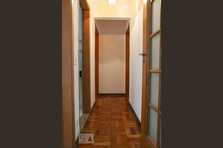 Corredor de apartamento à venda com 3 quartos, 90m² em Bela Vista, São Paulo