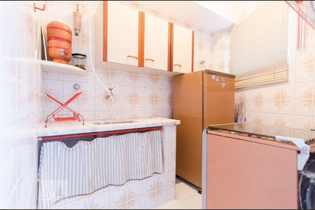 Cozinha de kitnet/studio à venda com 1 quarto, 27m² em Cambuí, Campinas