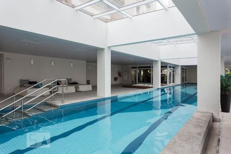 Apartamento para alugar com 68m², 2 quartos e 2 vagas Apartamento para alugar com 68m², 2 quartos e 2 vagasPiscina coberta