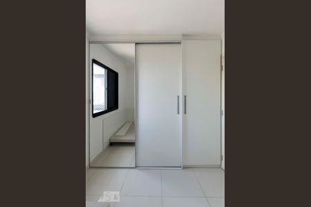 Quarto 1 (Armários) de apartamento à venda com 2 quartos, 68m² em Ipiranga, São Paulo