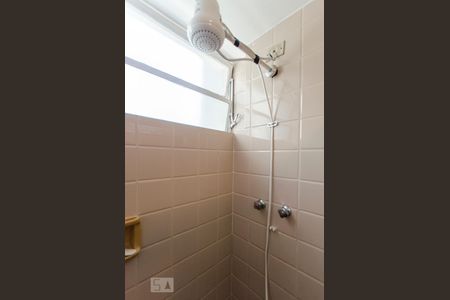 Detalhe do banheiro 2 de apartamento para alugar com 3 quartos, 130m² em Santa Cecília, São Paulo