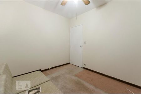 Apartamento para alugar com 130m², 3 quartos e 1 vagaQuarto