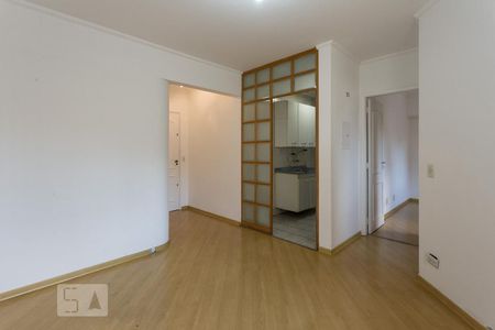 Sala de apartamento para alugar com 1 quarto, 37m² em Santo Amaro, São Paulo