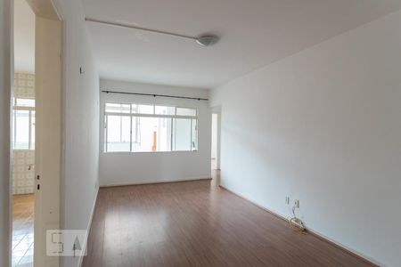 Sala de apartamento para alugar com 2 quartos, 110m² em Chácara Inglesa, São Paulo