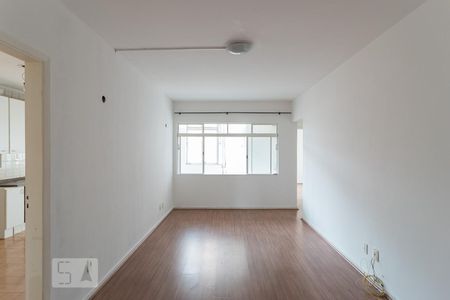 Sala de apartamento para alugar com 2 quartos, 110m² em Chácara Inglesa, São Paulo