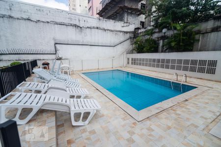 Apartamento à venda com 70m², 2 quartos e 1 vagaÁrea Comum - Piscina