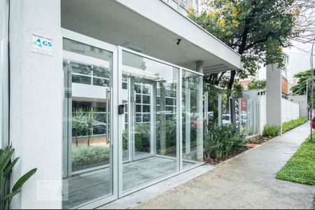 Studio à venda com 38m², 1 quarto e 1 vaga Studio à venda com 38m², 1 quarto e 1 vagaFachada