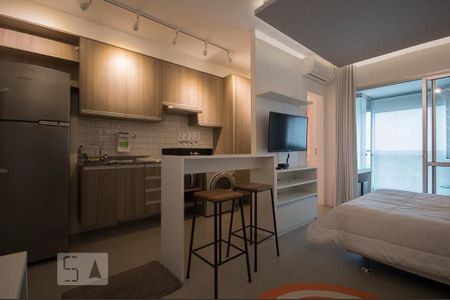 Sala/Suíte de kitnet/studio à venda com 1 quarto, 38m² em Campo Belo, São Paulo