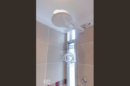Banheiro de apartamento para alugar com 2 quartos, 65m² em Santa Teresinha, São Paulo