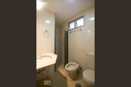 Banheiro da suite de apartamento para alugar com 3 quartos, 96m² em Jardim Paulista, São Paulo