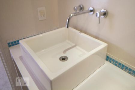 Pia de apartamento para alugar com 1 quarto, 122m² em Cerqueira César, São Paulo