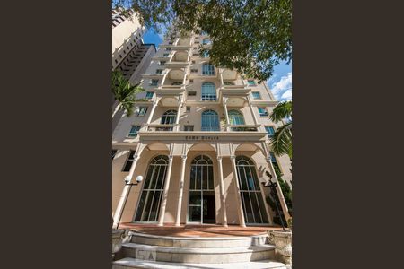 Apartamento à venda com 45m², 1 quarto e 1 vaga Apartamento à venda com 45m², 1 quarto e 1 vagaFachada