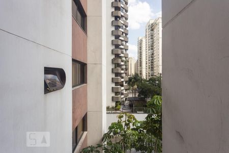 Vista de apartamento à venda com 2 quartos, 52m² em Indianópolis, São Paulo