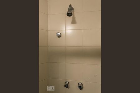 Banheiro de apartamento à venda com 2 quartos, 52m² em Indianópolis, São Paulo