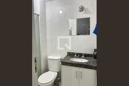 Apartamento à venda com 60m², 2 quartos e 1 vaga Apartamento à venda com 60m², 2 quartos e 1 vagaBanheiro