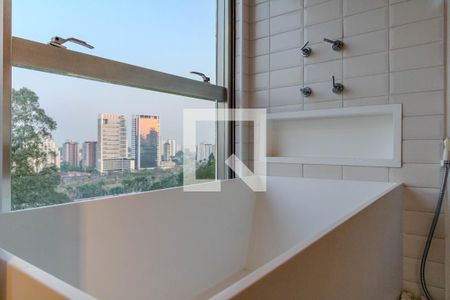 Apartamento à venda com 70m², 1 quarto e 1 vaga Apartamento à venda com 70m², 1 quarto e 1 vagaBanheiro da Suíte