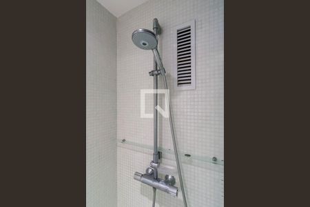 Apartamento à venda com 70m², 1 quarto e 1 vaga Apartamento à venda com 70m², 1 quarto e 1 vagaBanheiro