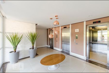 Apartamento à venda com 50m², 1 quarto e 1 vaga Apartamento à venda com 50m², 1 quarto e 1 vagaHall social