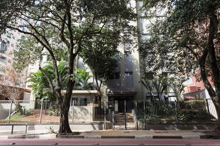 Apartamento para alugar com 36m², 1 quarto e 1 vaga Apartamento para alugar com 36m², 1 quarto e 1 vagaFachada