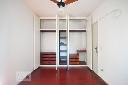 Apartamento à venda com 66m², 2 quartos e 1 vagaarmário do quarto 2