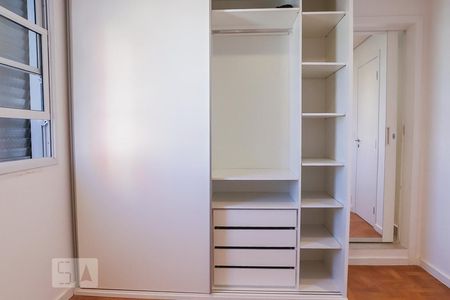 Apartamento para alugar com 154m², 3 quartos e sem vaga Apartamento para alugar com 154m², 3 quartos e sem vagaQuarto 2- suite