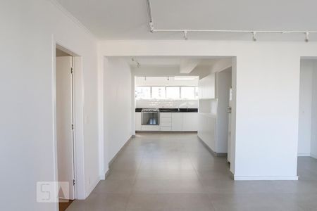 Sala e cozinha de apartamento para alugar com 3 quartos, 154m² em Consolação, São Paulo