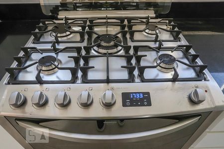 Apartamento para alugar com 154m², 3 quartos e sem vaga Apartamento para alugar com 154m², 3 quartos e sem vagaCozinha