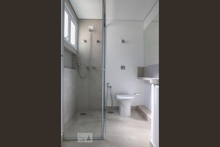 Apartamento para alugar com 154m², 3 quartos e sem vaga Apartamento para alugar com 154m², 3 quartos e sem vagaBanheiro 1