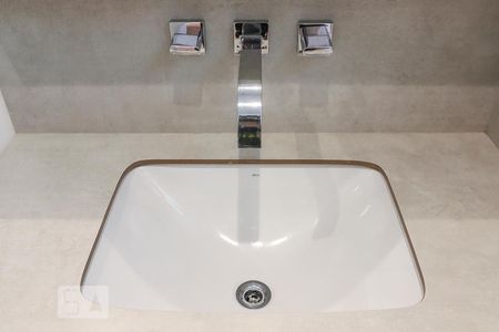 Apartamento para alugar com 154m², 3 quartos e sem vaga Apartamento para alugar com 154m², 3 quartos e sem vagaBanheiro 2