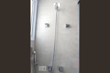 Apartamento para alugar com 154m², 3 quartos e sem vaga Apartamento para alugar com 154m², 3 quartos e sem vagaBanheiro 1