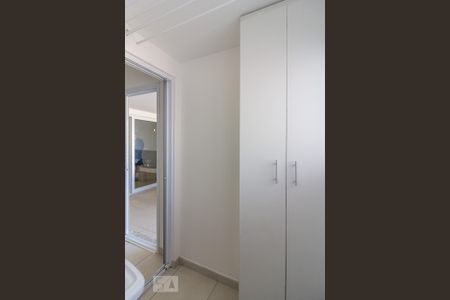 Apartamento à venda com 68m², 2 quartos e 1 vaga Apartamento à venda com 68m², 2 quartos e 1 vagaÁrea de serviço