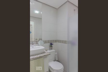 Banheiro de apartamento à venda com 3 quartos, 64m² em Vila Prudente, São Paulo
