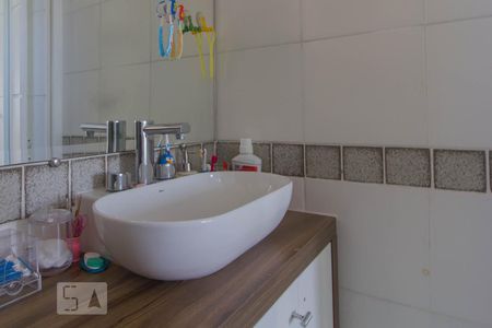 Banheiro Suite de apartamento à venda com 3 quartos, 64m² em Vila Prudente, São Paulo