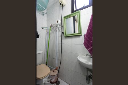 Apartamento à venda com 127m², 3 quartos e 2 vagas Apartamento à venda com 127m², 3 quartos e 2 vagasBanheiro de serviço