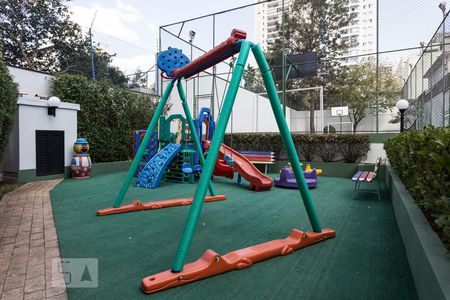 Apartamento à venda com 127m², 3 quartos e 2 vagas Apartamento à venda com 127m², 3 quartos e 2 vagasPlayground