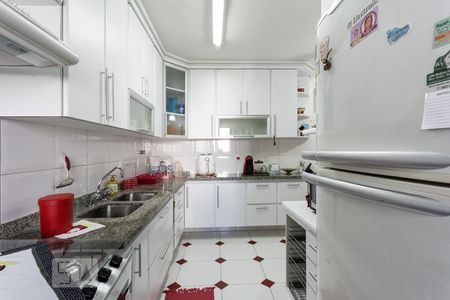 Apartamento à venda com 127m², 3 quartos e 2 vagas Apartamento à venda com 127m², 3 quartos e 2 vagasCozinha