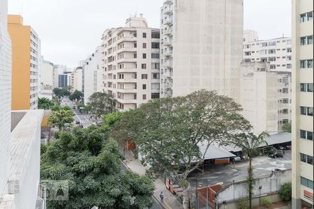 Apartamento à venda com 65m², 2 quartos e sem vaga Apartamento à venda com 65m², 2 quartos e sem vagaVista