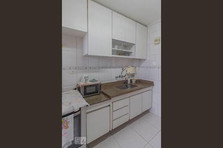 Apartamento à venda com 70m², 2 quartos e 1 vaga Apartamento à venda com 70m², 2 quartos e 1 vagaCozinha