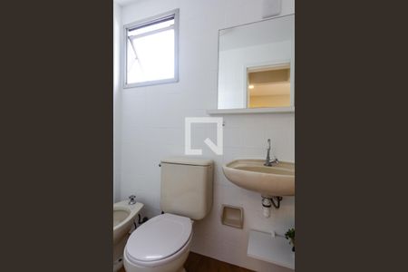 Studio à venda com 47m², 1 quarto e 1 vaga Studio à venda com 47m², 1 quarto e 1 vagaBanheiro