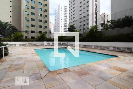 Studio à venda com 47m², 1 quarto e 1 vaga Studio à venda com 47m², 1 quarto e 1 vagaÁrea comum - Piscina