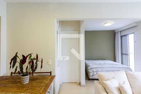 Sala/Quarto de kitnet/studio à venda com 1 quarto, 47m² em Indianópolis, São Paulo