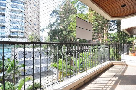varanda de apartamento para alugar com 3 quartos, 145m² em Vila Andrade, São Paulo