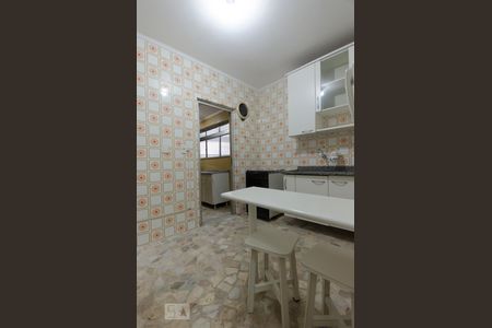 Cozinha de apartamento para alugar com 3 quartos, 76m² em Perdizes, São Paulo