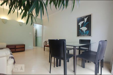 Sala de apartamento para alugar com 3 quartos, 76m² em Perdizes, São Paulo